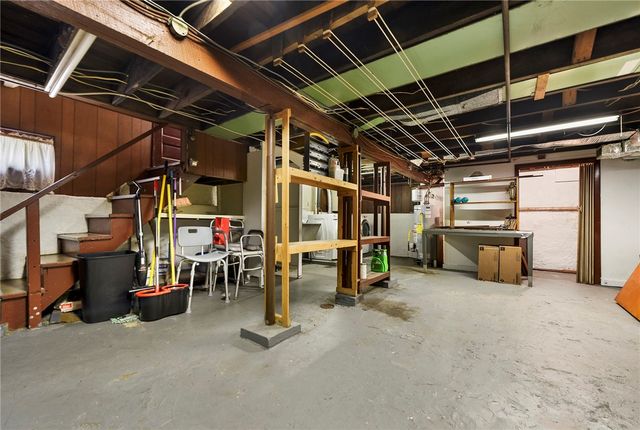180 Provost Rd, Overbrook, PA 15227