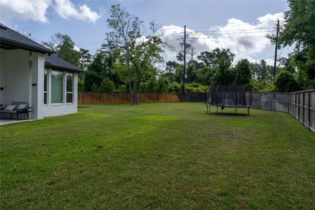 96 Madrone Terrace Place, Tomball, TX 77375