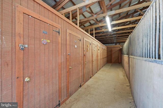 20800 WHITES FERRY RD, Poolesville, MD 20837