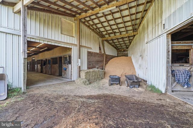 20800 WHITES FERRY RD, Poolesville, MD 20837