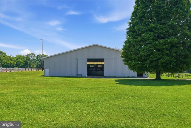 20800 WHITES FERRY RD, Poolesville, MD 20837