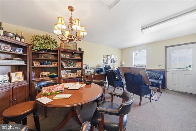 20800 WHITES FERRY RD, Poolesville, MD 20837