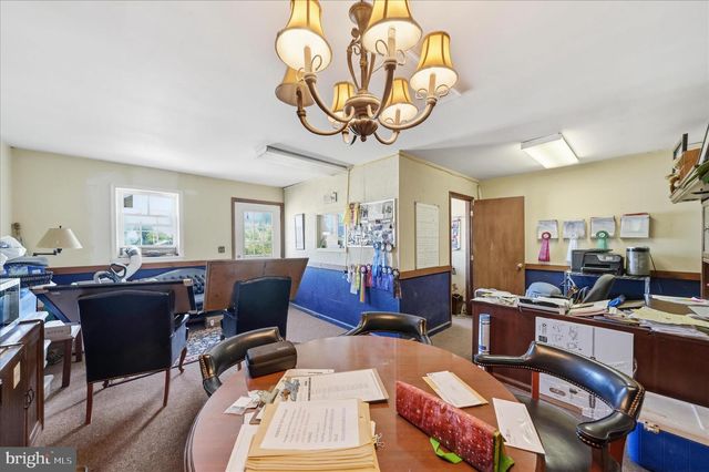 20800 WHITES FERRY RD, Poolesville, MD 20837