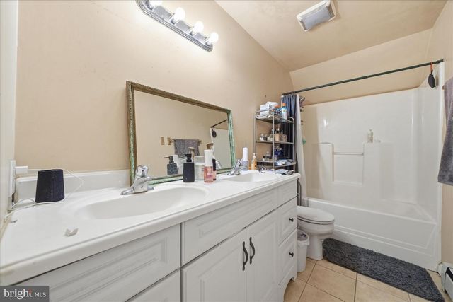 20800 WHITES FERRY RD, Poolesville, MD 20837