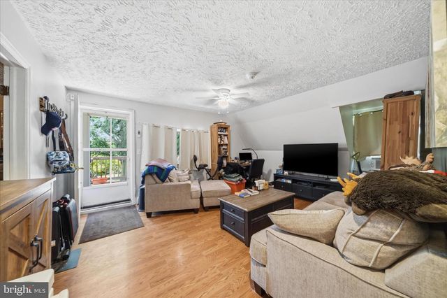 20800 WHITES FERRY RD, Poolesville, MD 20837