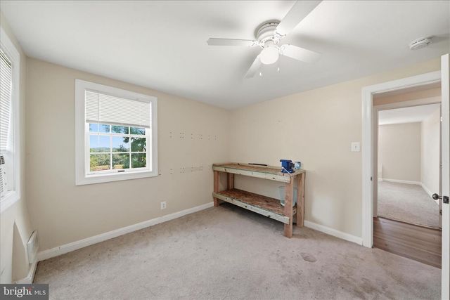 20800 WHITES FERRY RD, Poolesville, MD 20837