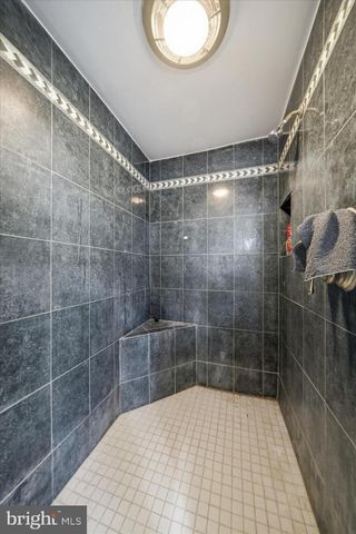 20800 WHITES FERRY RD, Poolesville, MD 20837