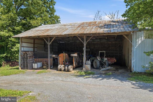 20800 WHITES FERRY RD, Poolesville, MD 20837