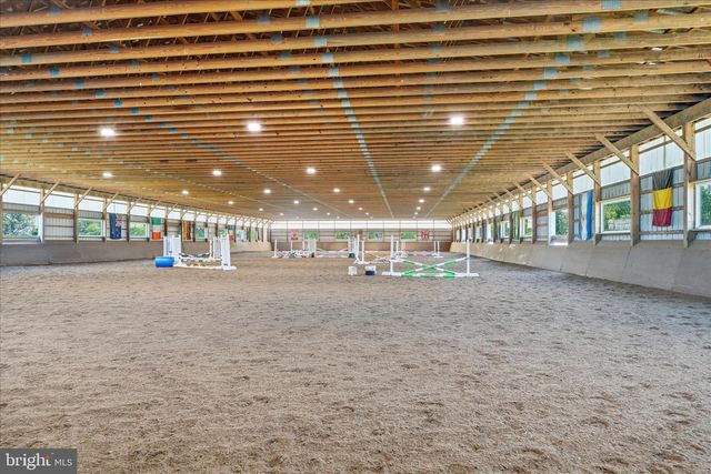 20800 WHITES FERRY RD, Poolesville, MD 20837