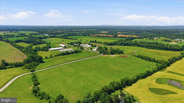 20800 WHITES FERRY RD, Poolesville, MD 20837