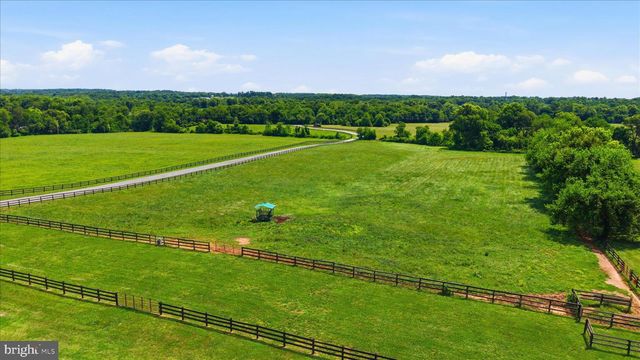 20800 WHITES FERRY RD, Poolesville, MD 20837