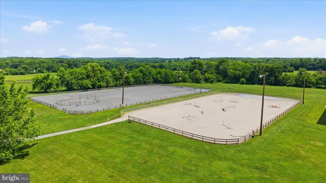 20800 WHITES FERRY RD, Poolesville, MD 20837