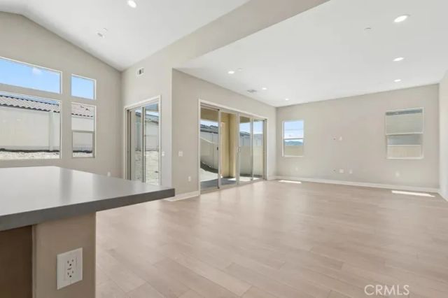 28920 Vertex Way, Canyon Country, CA 91350