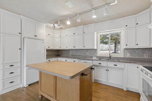 15393 207th Avenue NW, Elk River, MN 55330