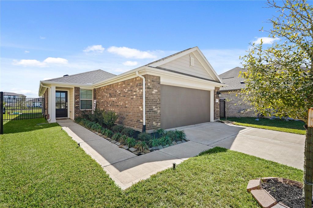 27007 Blue Pool Drive, Katy, TX 77493