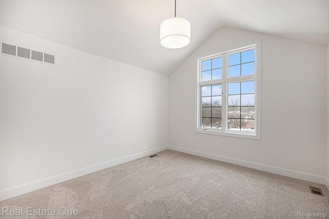 2423 BUCKTHORN Drive, Shelby Twp, MI 48316