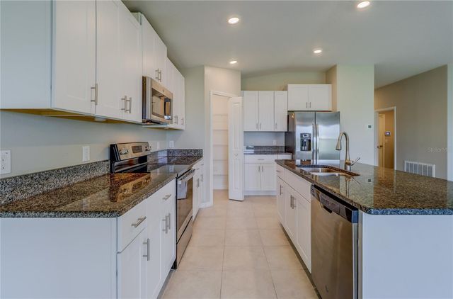 8694 PARSONS HILL BOULEVARD, Wesley Chapel, FL 33545