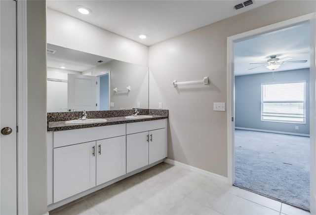 8694 PARSONS HILL BOULEVARD, Wesley Chapel, FL 33545