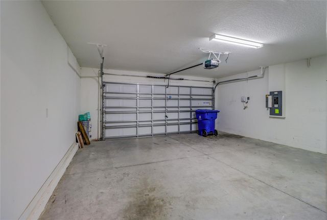 8694 PARSONS HILL BOULEVARD, Wesley Chapel, FL 33545