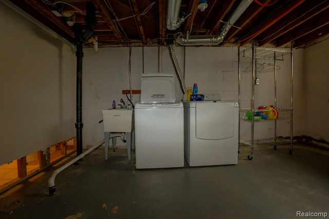 21258 Bon Brae Street, Saint Clair Shores, MI 48081