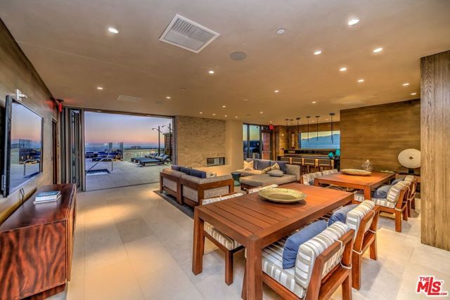 1755 Ocean Avenue 603, Santa Monica, CA 90401