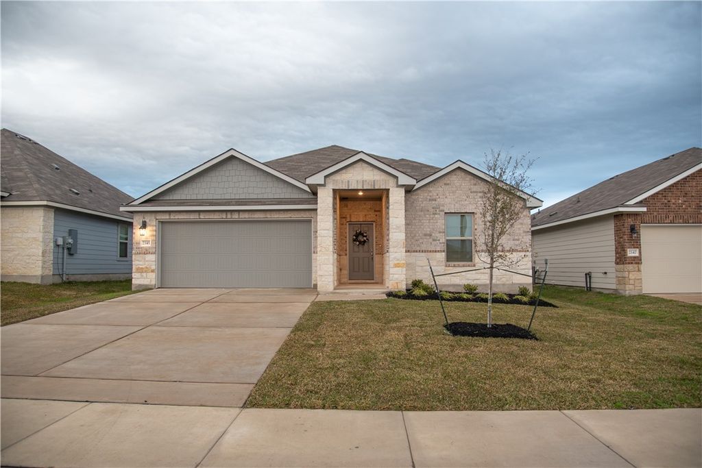 2145 Chief Street, Bryan, TX 77807