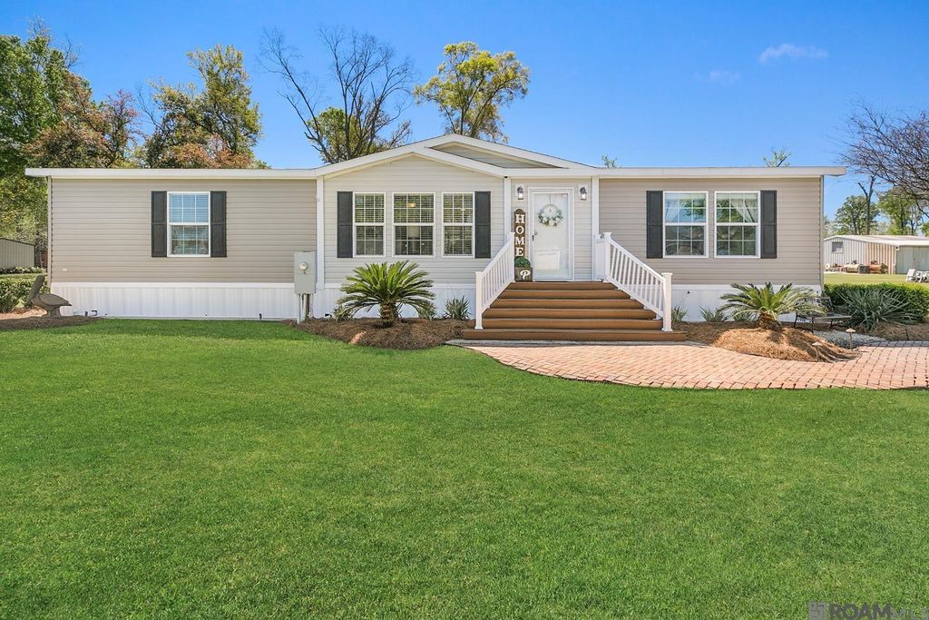 42035 Preston Landry Rd, Gonzales, LA 70737