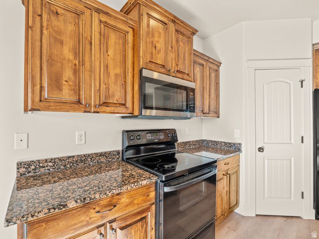 233 E BAYCREST DR, Saratoga Springs, UT 84045