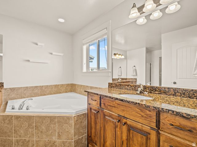 233 E BAYCREST DR, Saratoga Springs, UT 84045