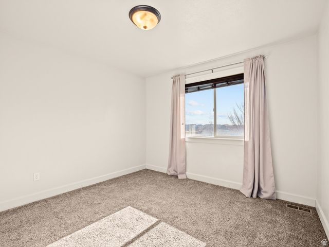 233 E BAYCREST DR, Saratoga Springs, UT 84045