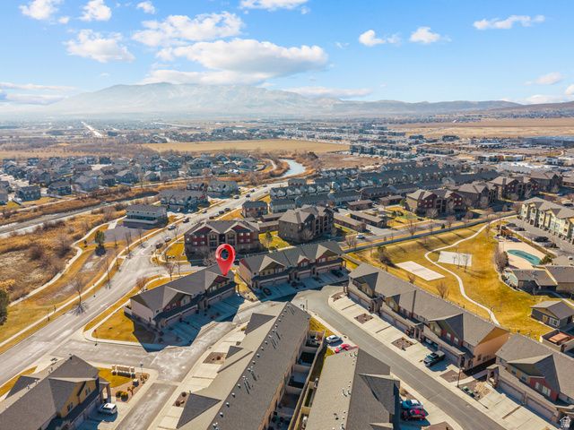 233 E BAYCREST DR, Saratoga Springs, UT 84045