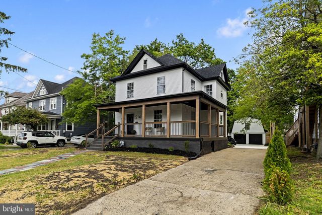 214 W HOLLY AVE, Pitman, NJ 08071