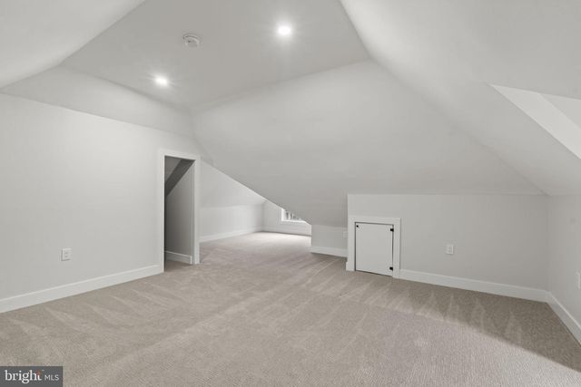 214 W HOLLY AVE, Pitman, NJ 08071