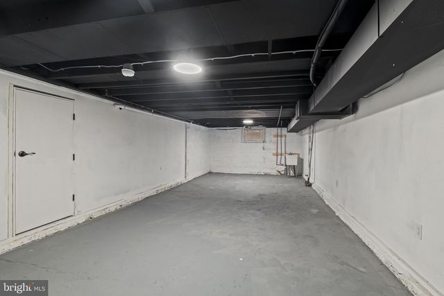 214 W HOLLY AVE, Pitman, NJ 08071