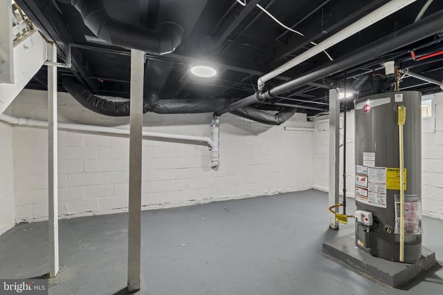 214 W HOLLY AVE, Pitman, NJ 08071