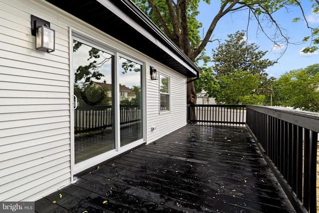 214 W HOLLY AVE, Pitman, NJ 08071