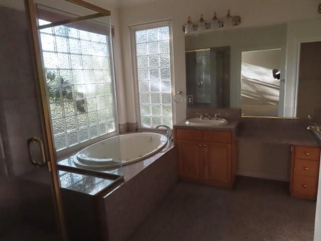 8437 Cobble Creek Ln, Orangevale, CA 95662