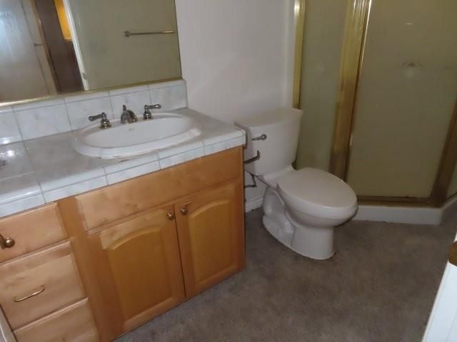 8437 Cobble Creek Ln, Orangevale, CA 95662