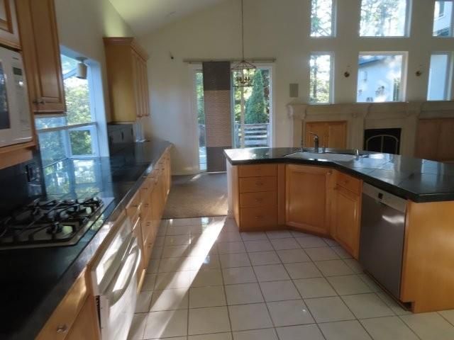 8437 Cobble Creek Ln, Orangevale, CA 95662