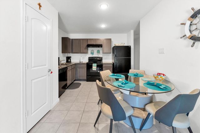 24624 Pools Creek Way, Huntsville, TX 77320