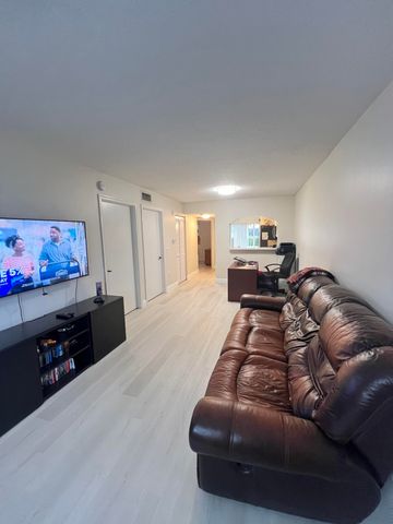 3481 Briar Bay Boulevard 105, West Palm Beach, FL 33411