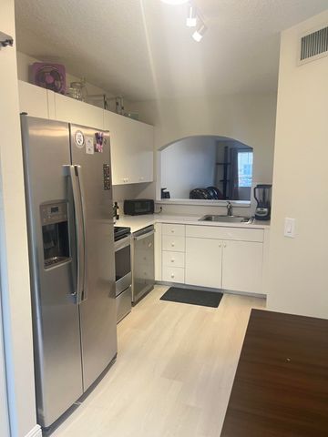 3481 Briar Bay Boulevard 105, West Palm Beach, FL 33411