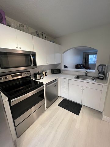 3481 Briar Bay Boulevard 105, West Palm Beach, FL 33411