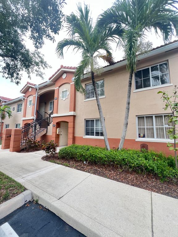 3481 Briar Bay Boulevard 105, West Palm Beach, FL 33411