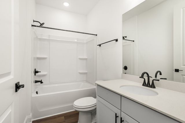 2319 Williamsport Landing, Columbia, TN 38401