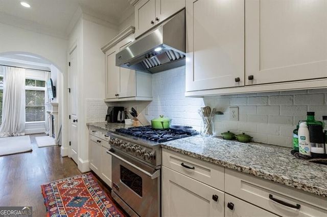 58 Sheridan Drive NE 25, Atlanta, GA 30305