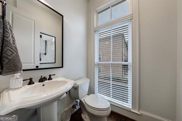 58 Sheridan Drive NE 25, Atlanta, GA 30305