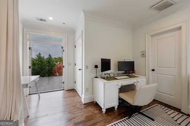 58 Sheridan Drive NE 25, Atlanta, GA 30305