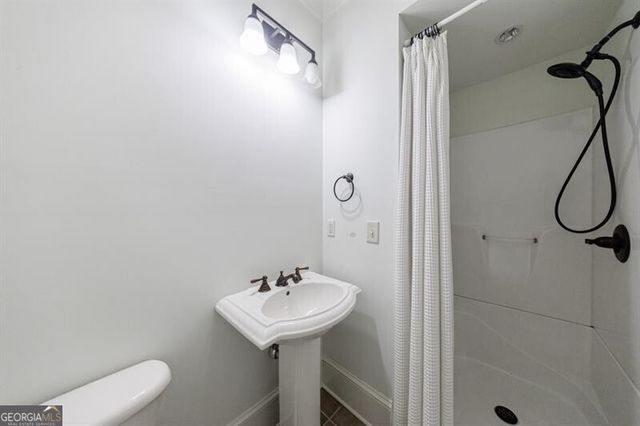 58 Sheridan Drive NE 25, Atlanta, GA 30305