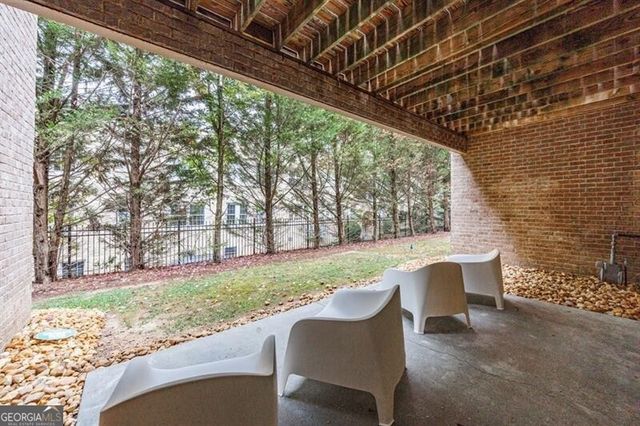 58 Sheridan Drive NE 25, Atlanta, GA 30305